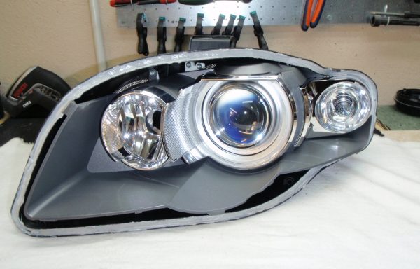 Reparación faro AUDI A4 2004-2008